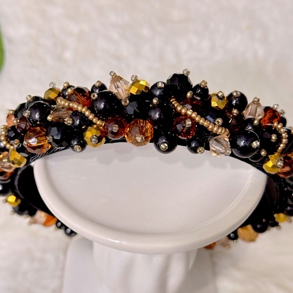 Other - Handmade Black and Gold Beads Hairband